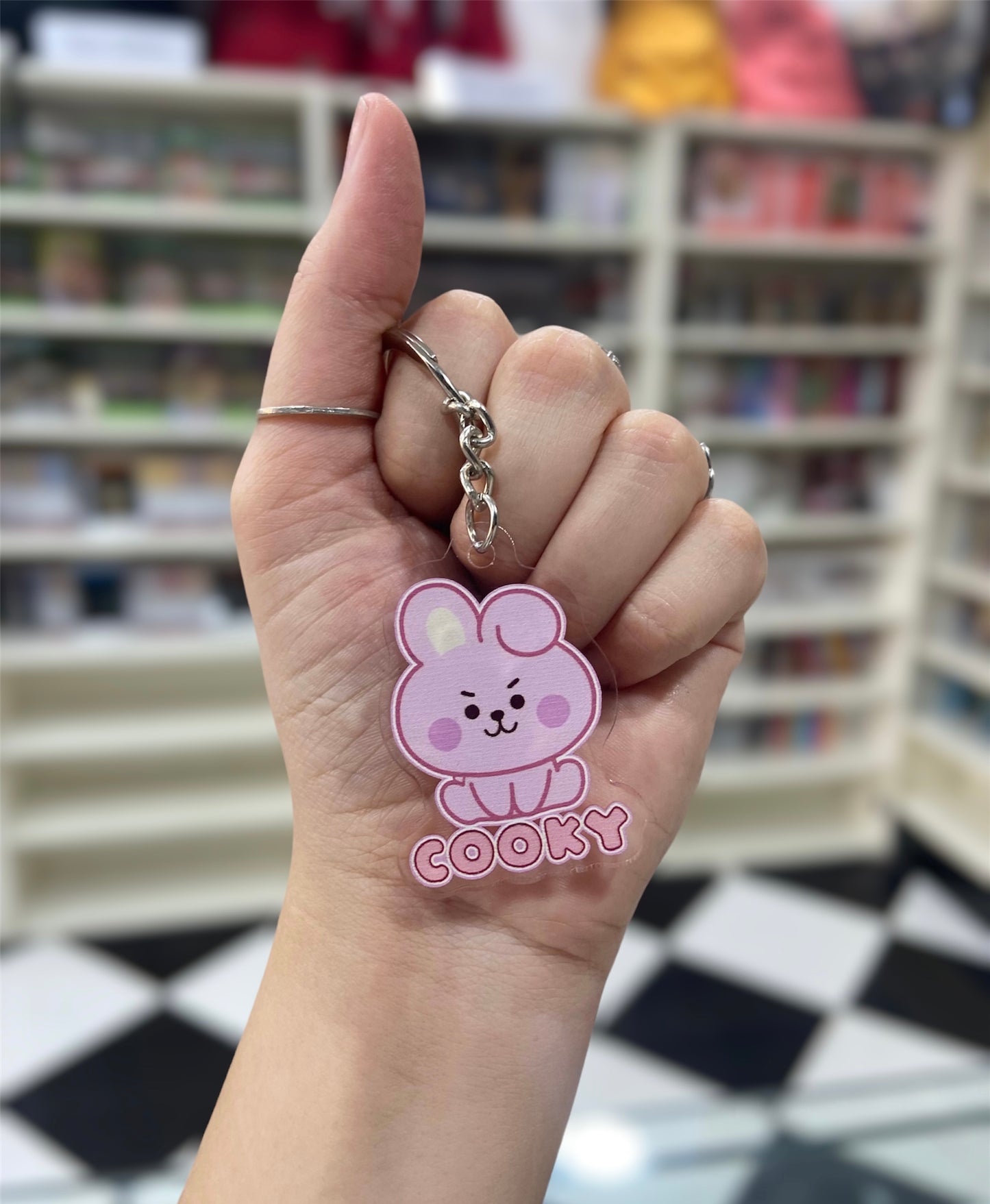keychaine BT21 Cooky