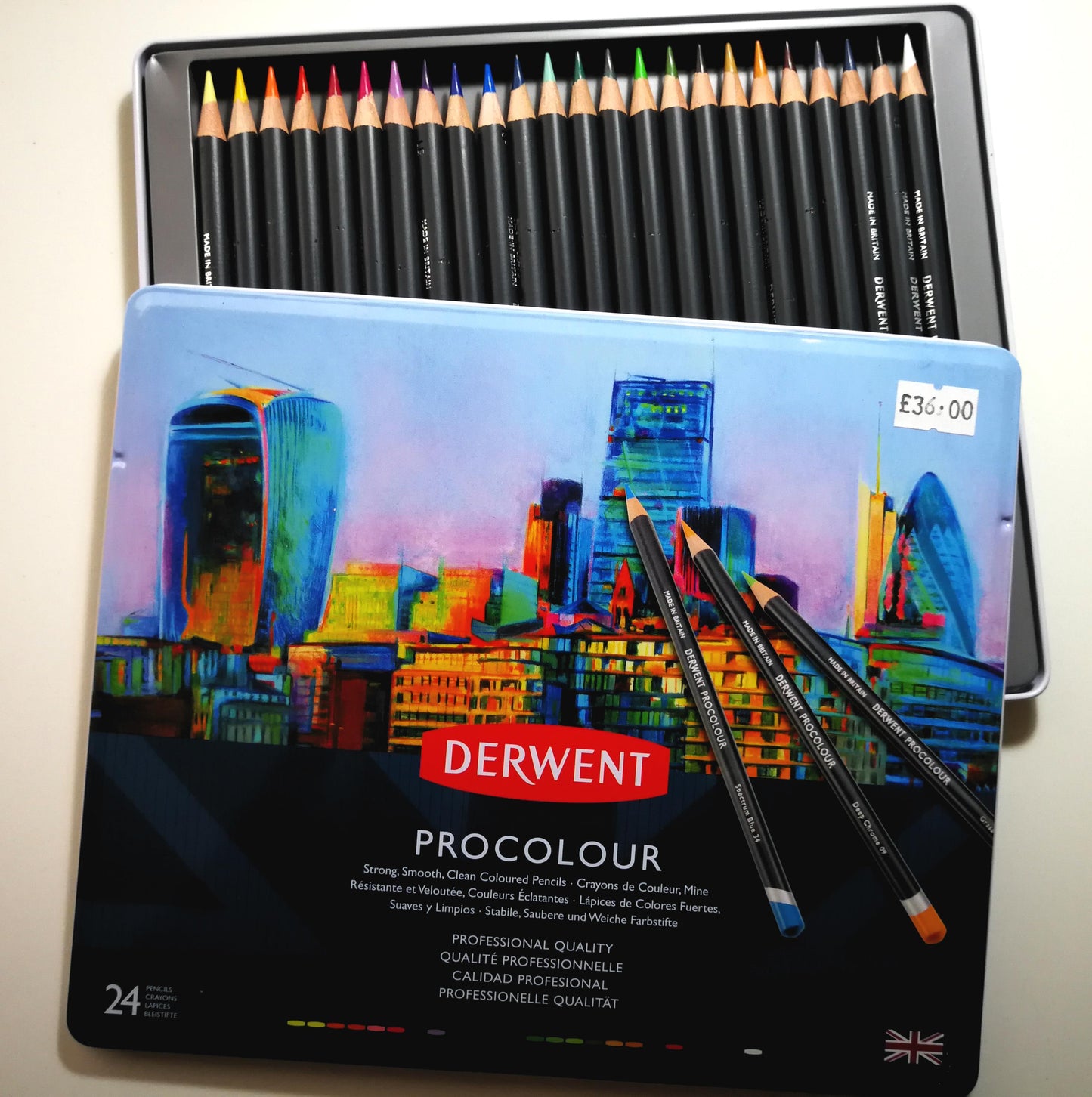 DERWENT -  Procolour- BOITE METAL 24 CRAYONS DE COULEUR