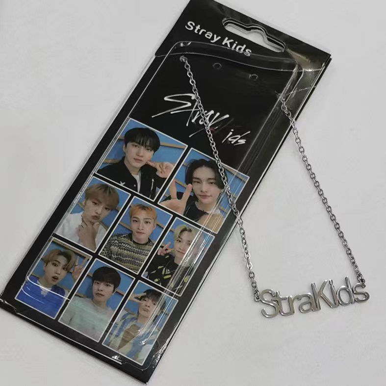 Chaine Stray kids