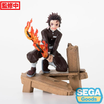 Demon Slayer -  Kamado Tanjiro SwordSmith Village Figure - Xrosslink - SEGA