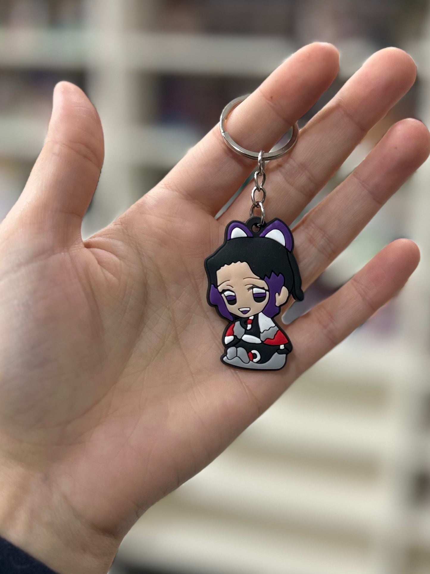 Porte cle silicone demon slayer - shinobu -