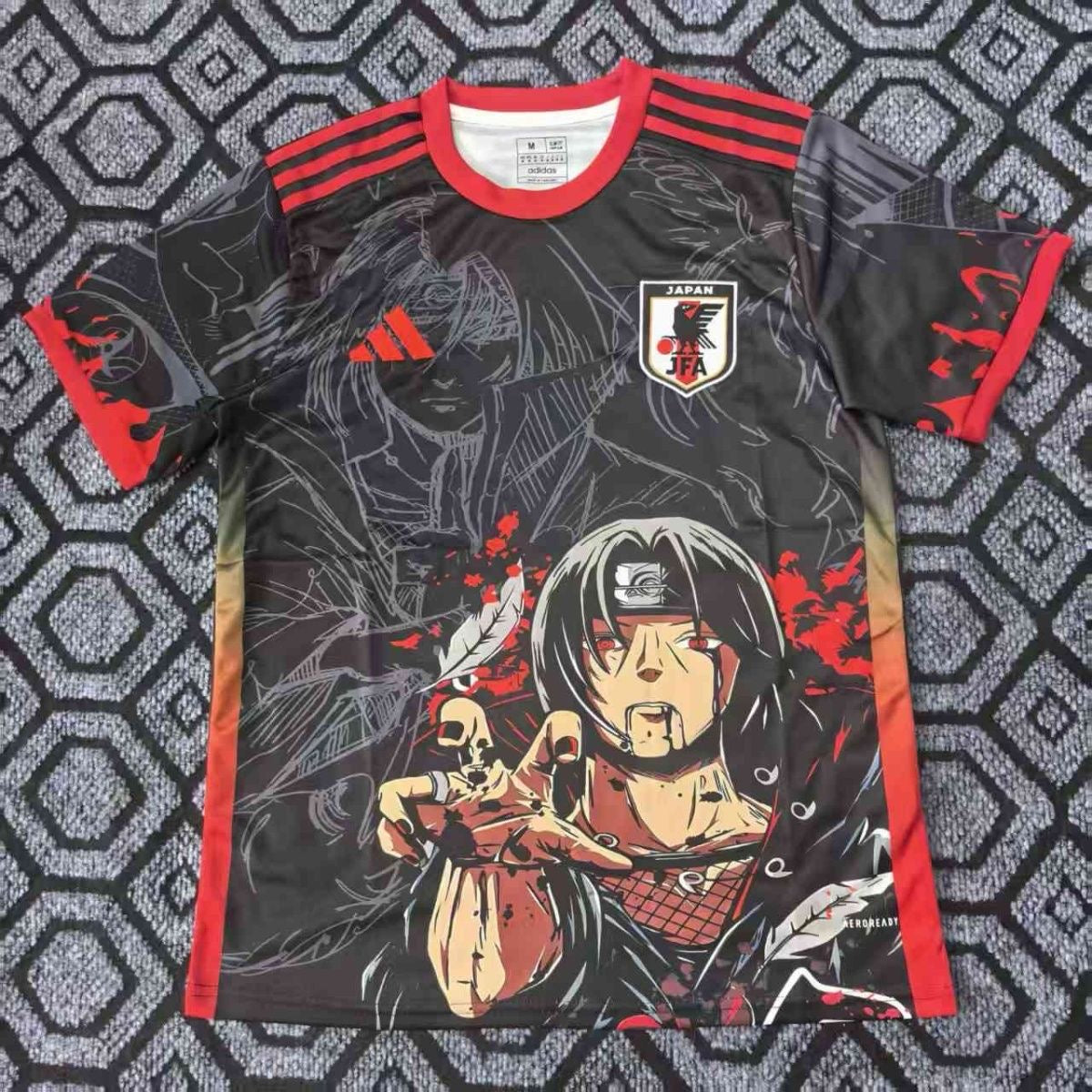 T-shirt Naruto - Itachi