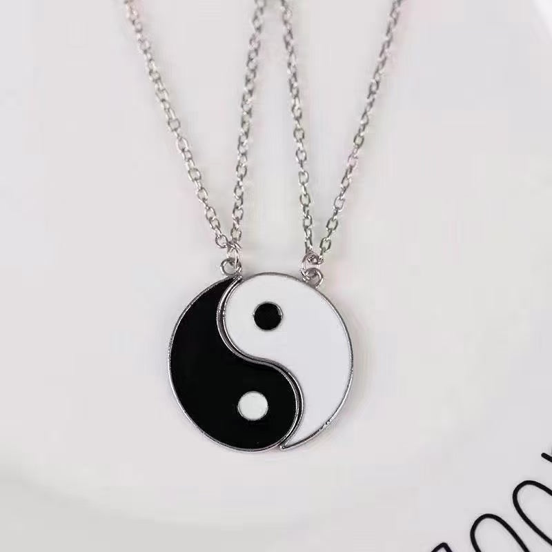 Chaine Yin Yang