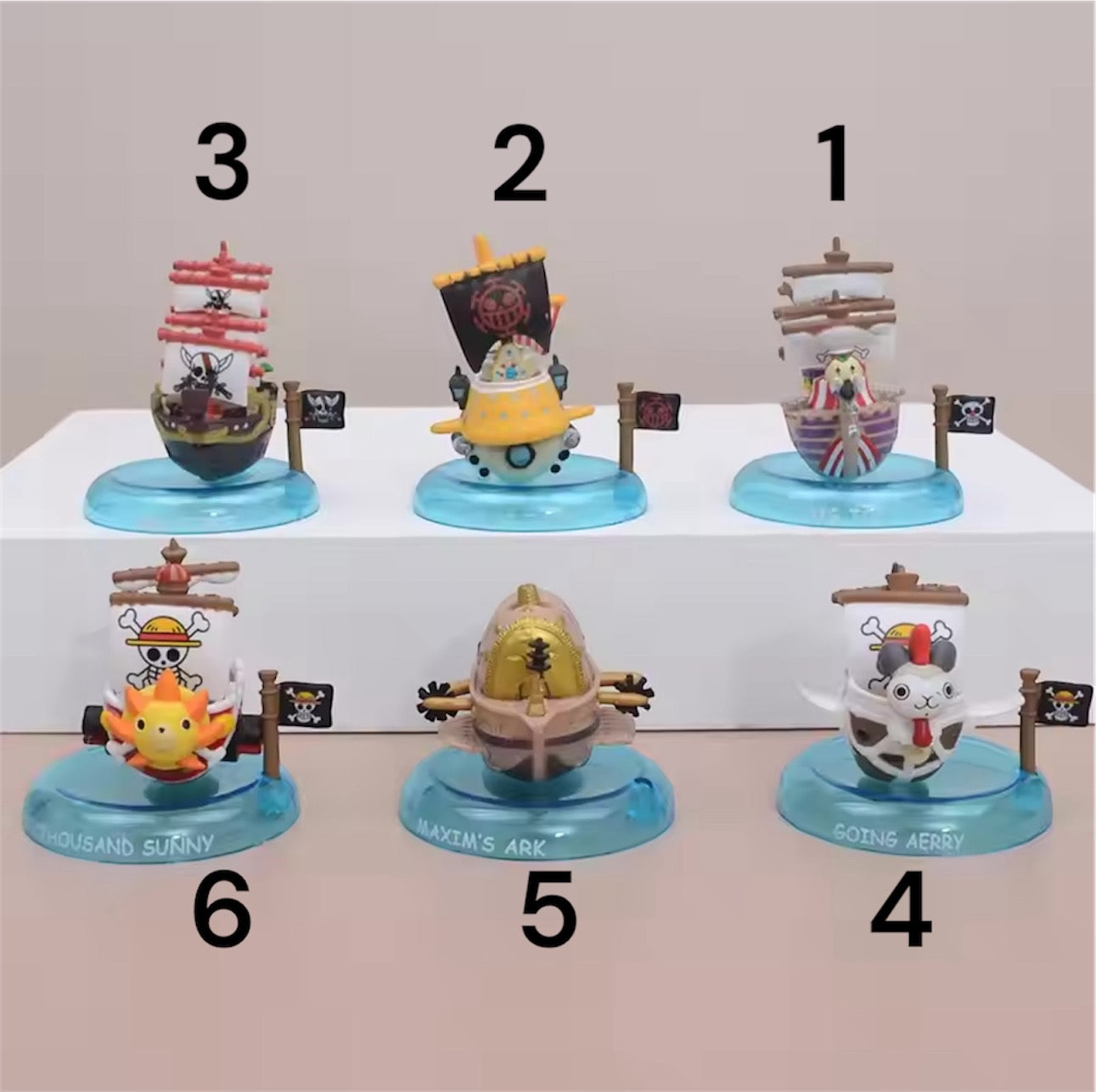 Figurine Bateau one piece